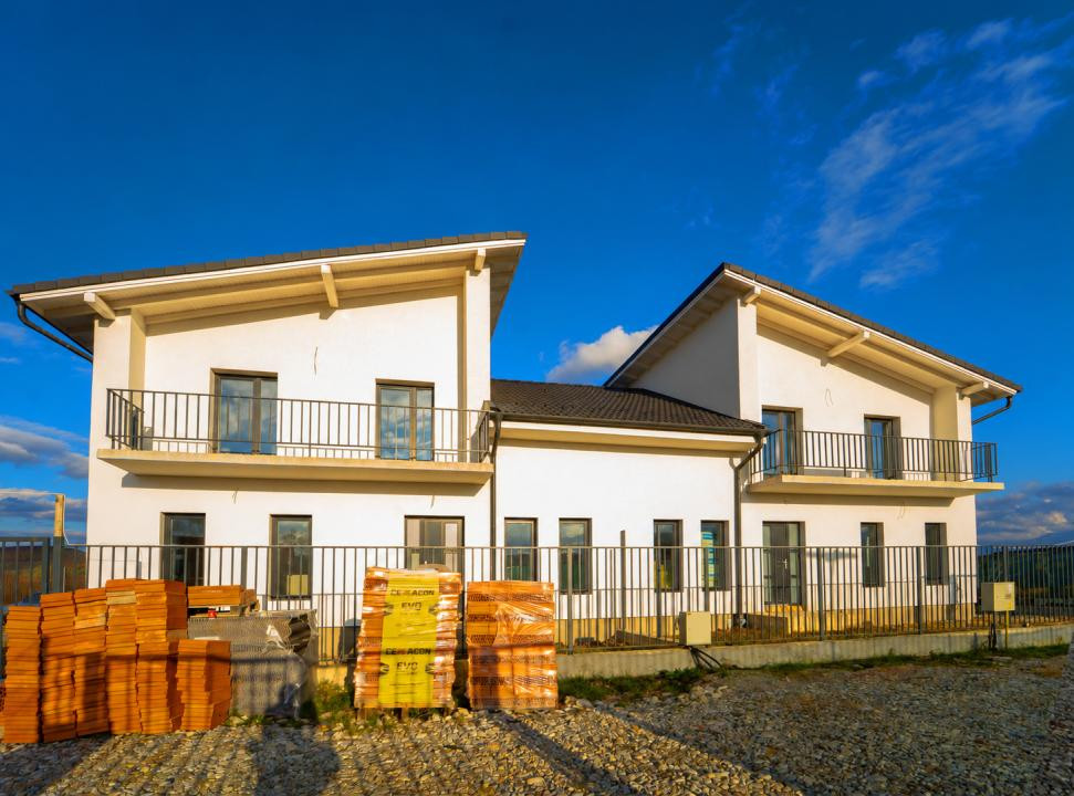 Duplex 130 mp utili |  Ansamblu nou | Șelimbăr – Mohu