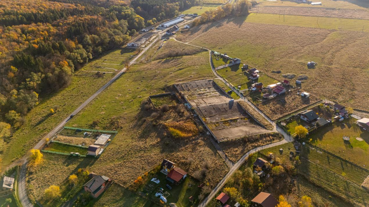 OPORTUNITATE DE INVESTIȚIE | TEREN INTRAVILAN PARCELABIL | CODLEA – ZONA GEAMĂNA