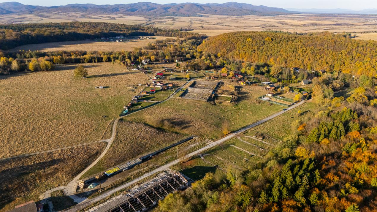 OPORTUNITATE DE INVESTIȚIE | TEREN INTRAVILAN PARCELABIL | CODLEA – ZONA GEAMĂNA