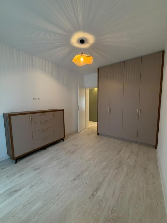 Apartament modern de 63 mp, cu 2 dormitoare și loc de parcare
