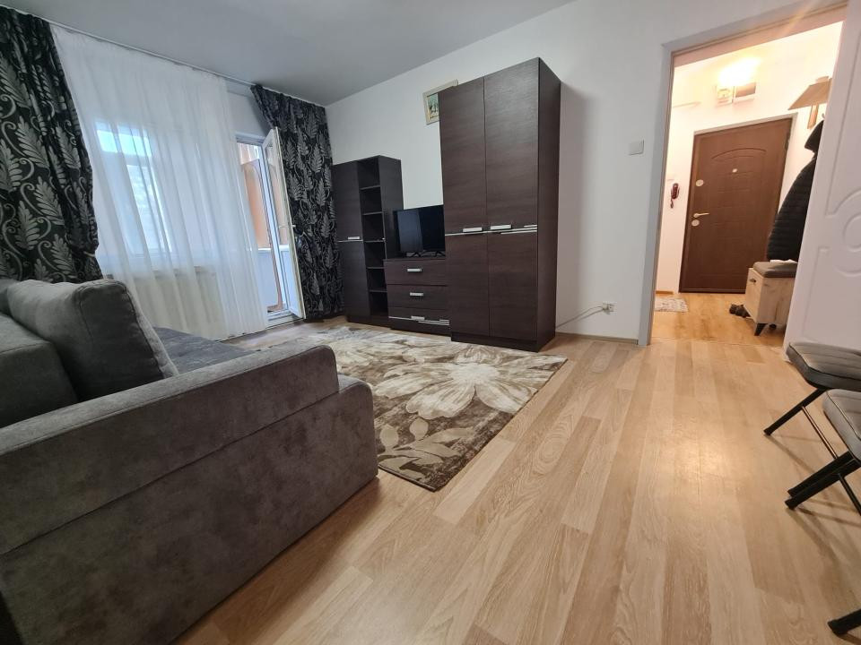 Apartament renovat cu 2 camere in Tatarasi, liber!