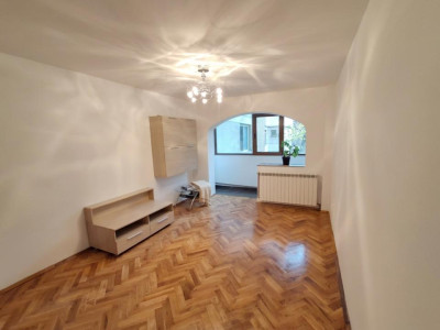 Apartament 3 camere Tudor, etai 1, complet renovat 68 mp util