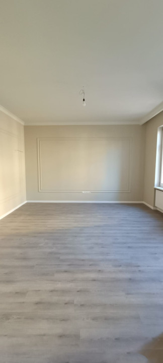 Apartament la casa de vanzare in zona ultra centrala!