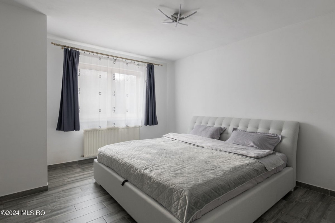 Apartament cu 3 camere, boxa si garaj, cartierul Plopilor