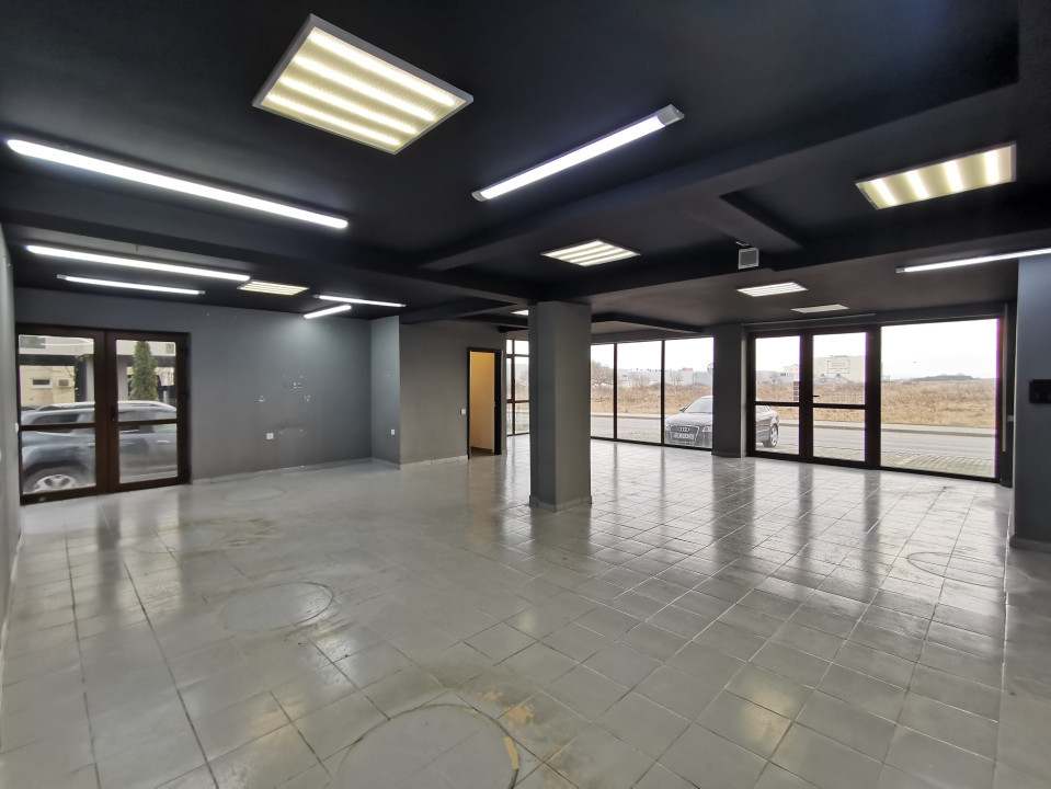 Inchiriez spatiu comercial | open-space | vitrina | zona Dna. Stanca | 105mp 