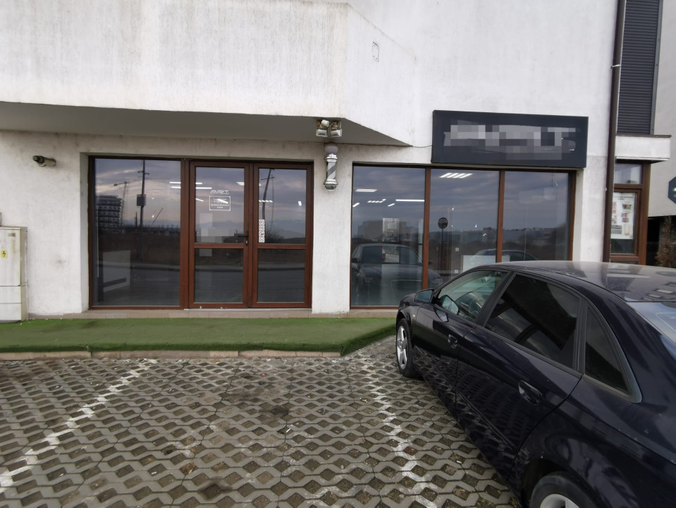 Inchiriez spatiu comercial | open-space | vitrina | zona Dna. Stanca | 105mp 