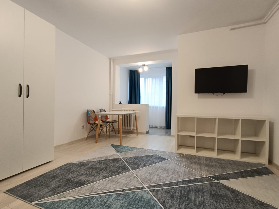 Garsoniera renovata, Prima inchiriere, Etaj 3/9  - Soarelui