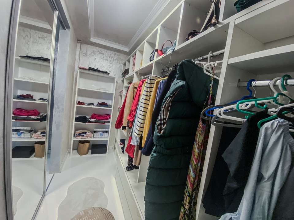 Apartament de lux cu suprafata de 82 mp, intr-o zona linistita din Buna Ziua