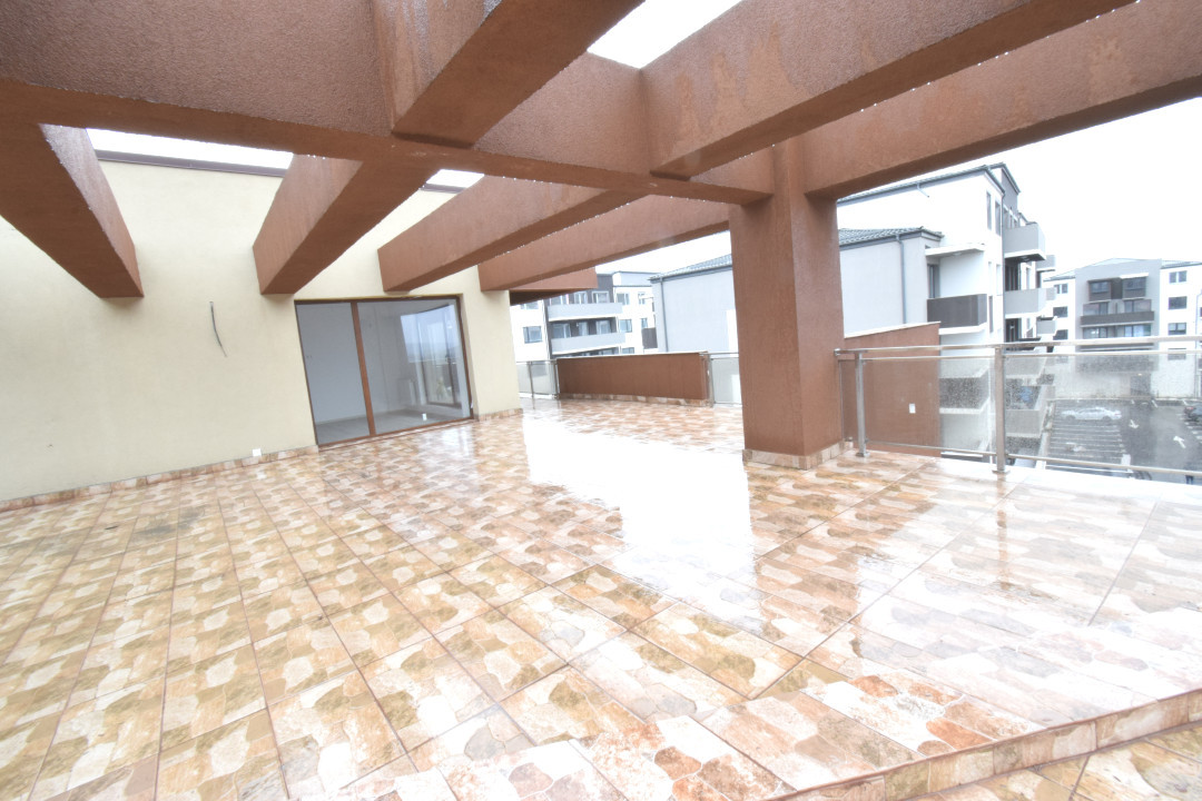 Apartament Penthouse cu terasa generoasa si priveliste panoramica 