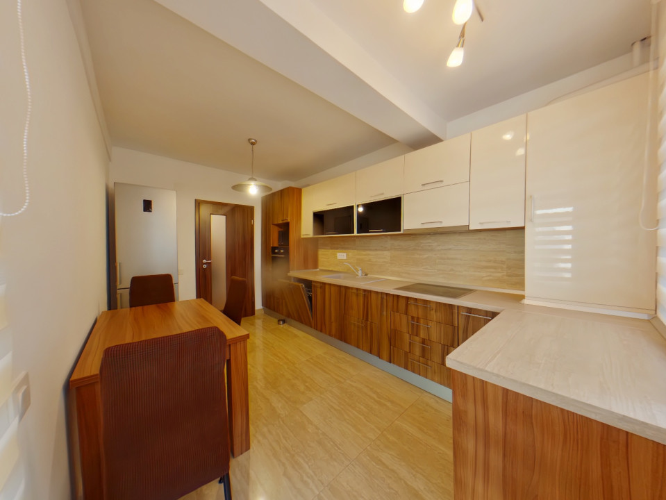 Apartament zona centrala cu garaj subteran