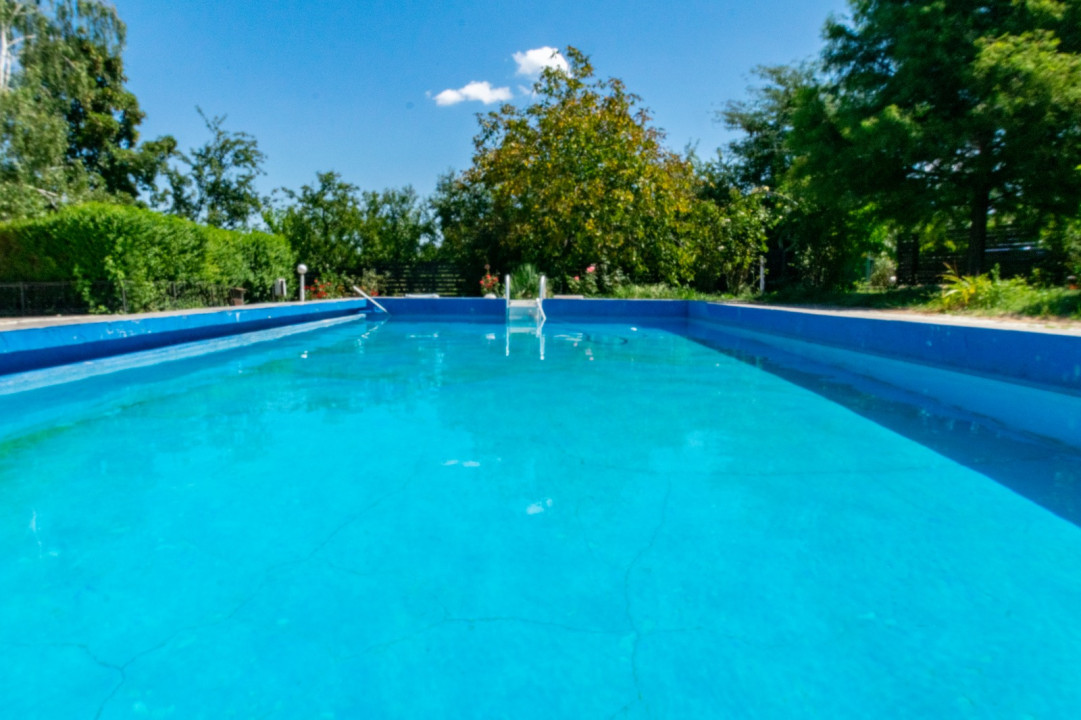 Casa 415 mp utili Leamna- Sarbatoarea, piscina proprie, 2700 mp teren