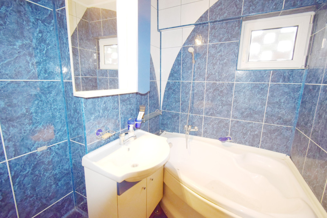 Apartament ultracentral, 4 camere, luminos