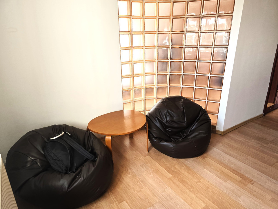 Apartament ultracentral, 4 camere, luminos
