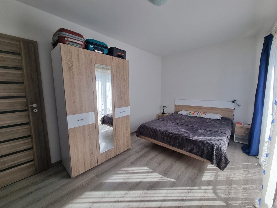 Apartament 3 camere - zona Mandra - str. Calea Cisnadiei