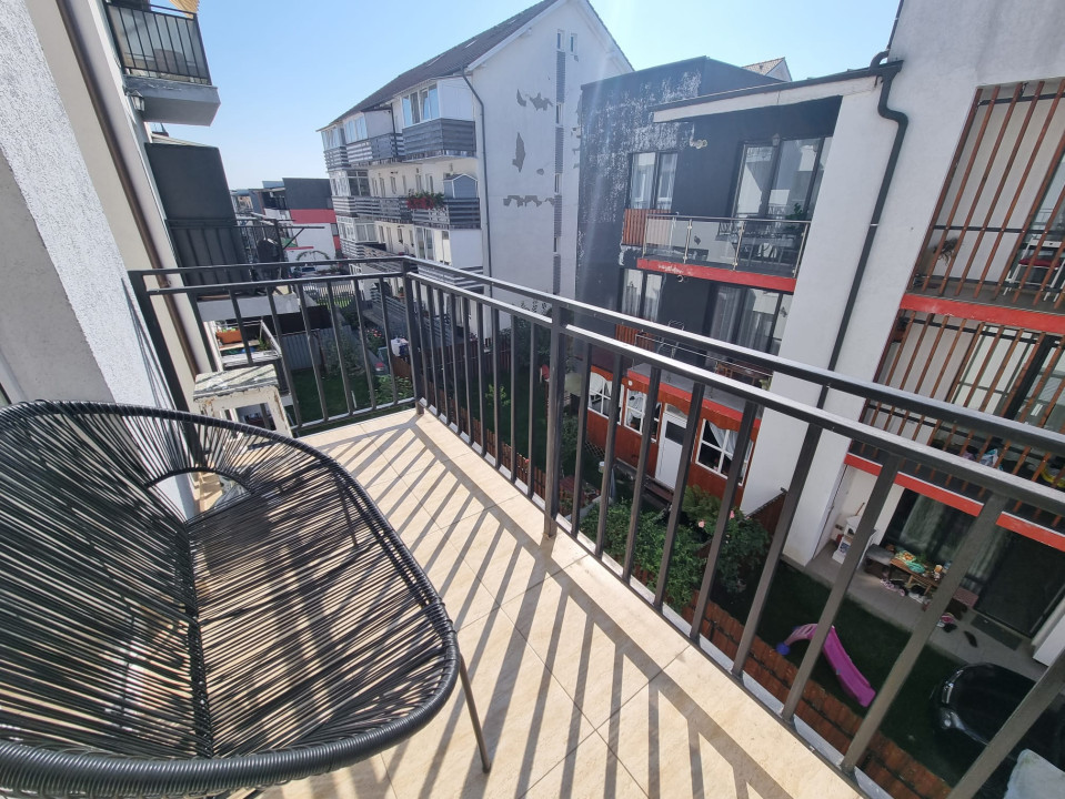 Apartament 3 camere - zona Mandra - str. Calea Cisnadiei