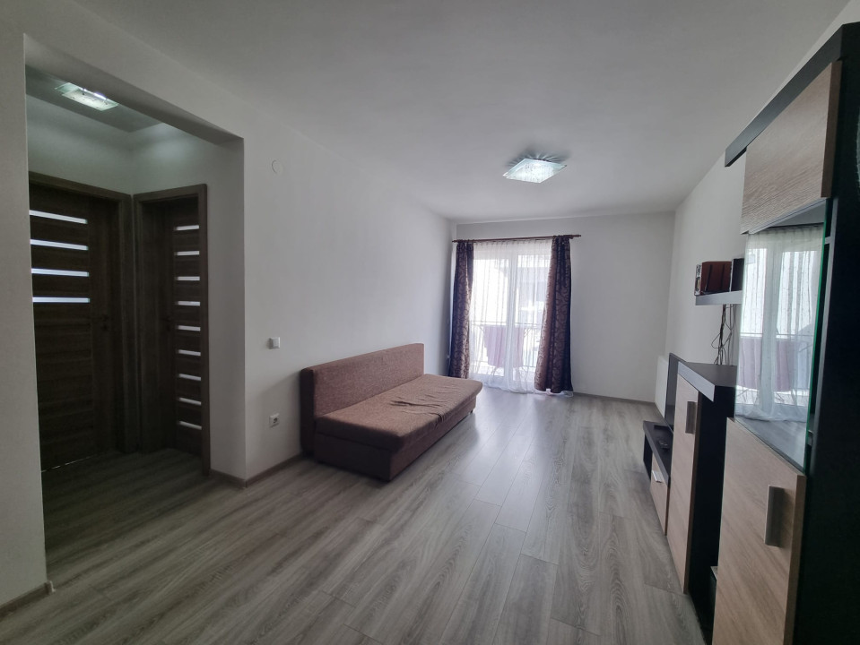 Apartament 3 camere - zona Mandra - str. Calea Cisnadiei