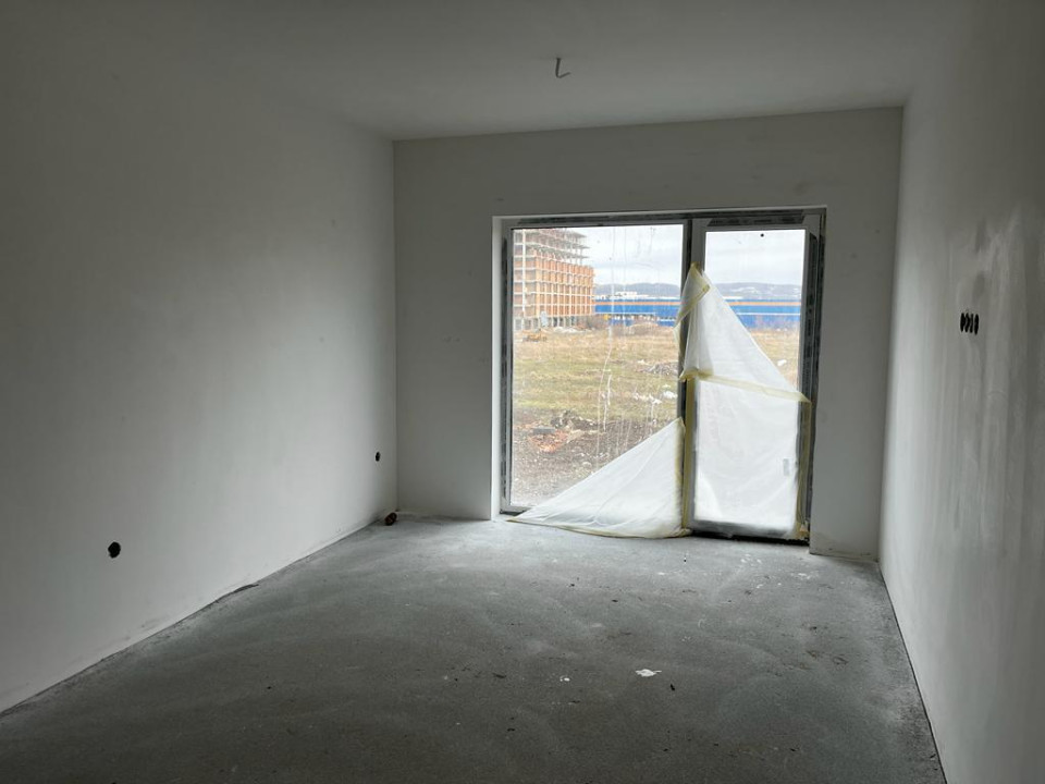 Apartament 3 camere - Nou - Decomadat - Etaj 1- Zona Doamna Stanca