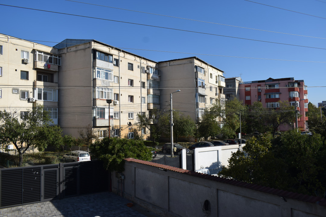 Spatiu comercial/ rezidential de 38 mp- zona Confectii
