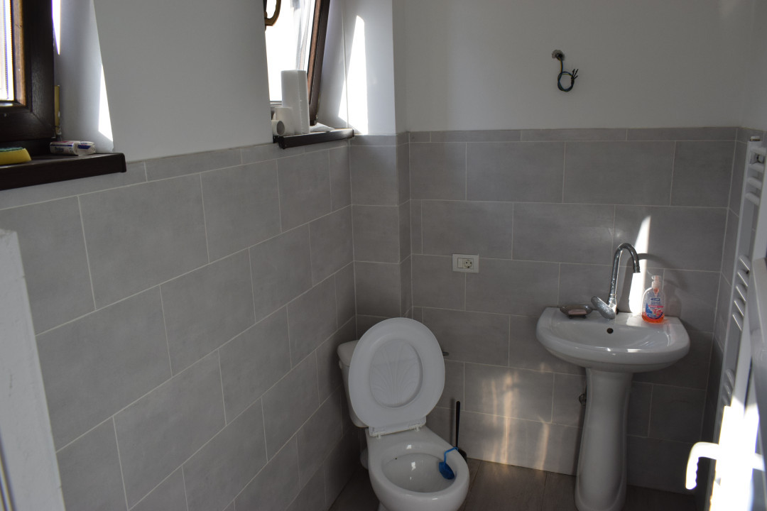 Spatiu comercial/ rezidential de 38 mp- zona Confectii