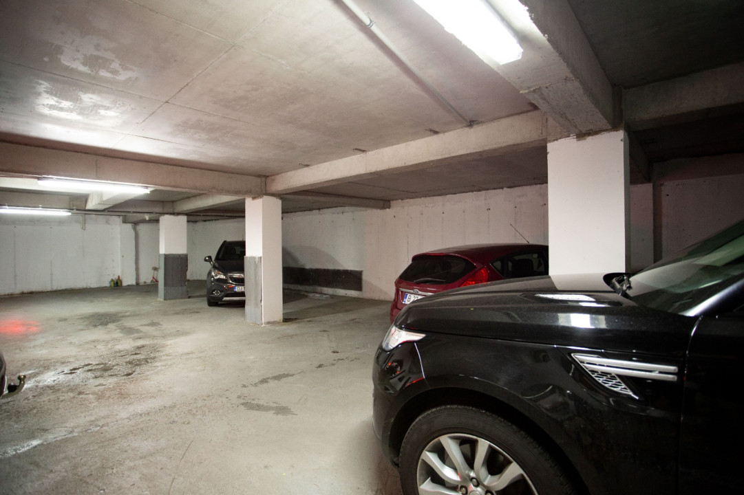 Apartament 2 camere cu loc de parcare subteran - Calea Severinului