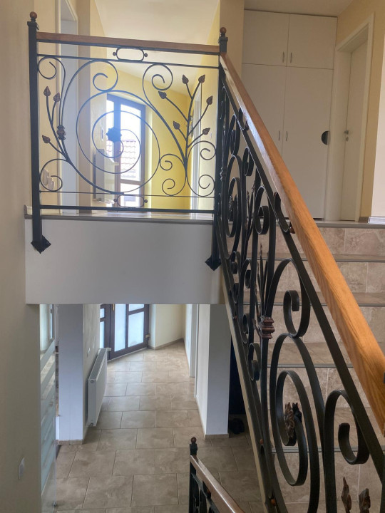 CASA INDIVIDUALĂ MODERNA CU GARAJ - TURNISOR
