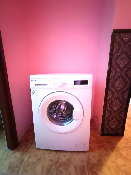 Apartament 2 Camere, Decomandat, etaj 2/4 - Calea Bucuresti