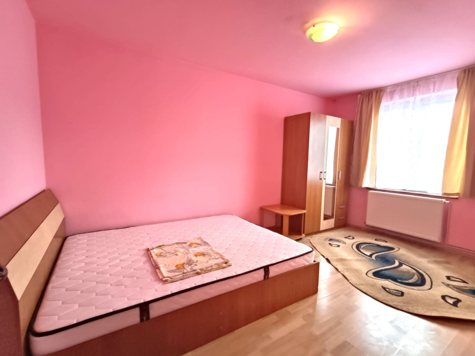 Apartament 2 Camere, Decomandat, etaj 2/4 - Calea Bucuresti