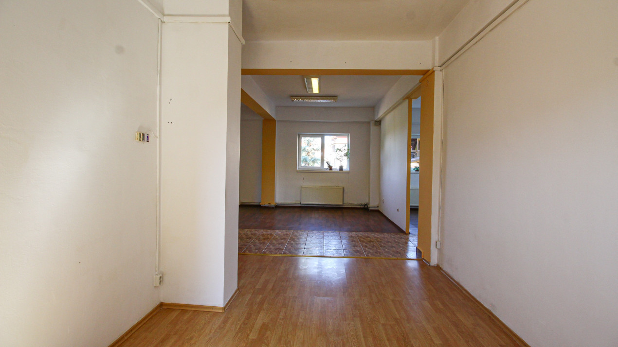 Spatiu comercial, 134 mp utili, central