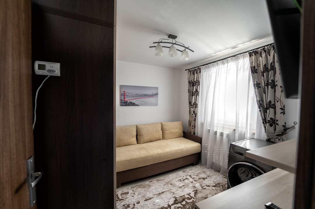 De vânzare apartament 2 camere, complet mobilat și utilat cu pivniță!