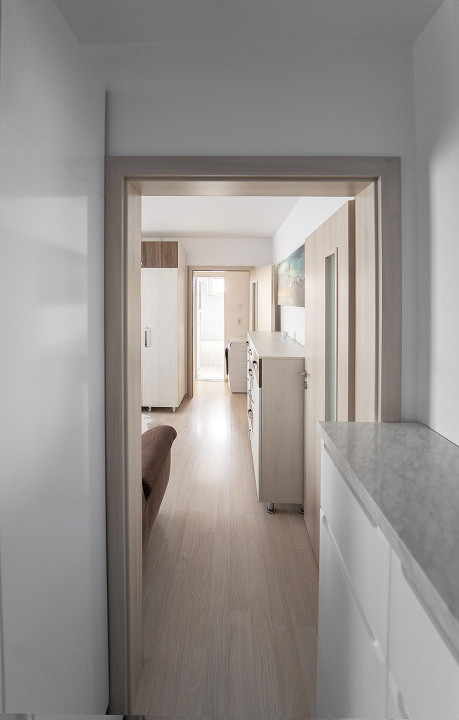De vânzare apartament 2 camere, complet mobilat și utilat cu pivniță!