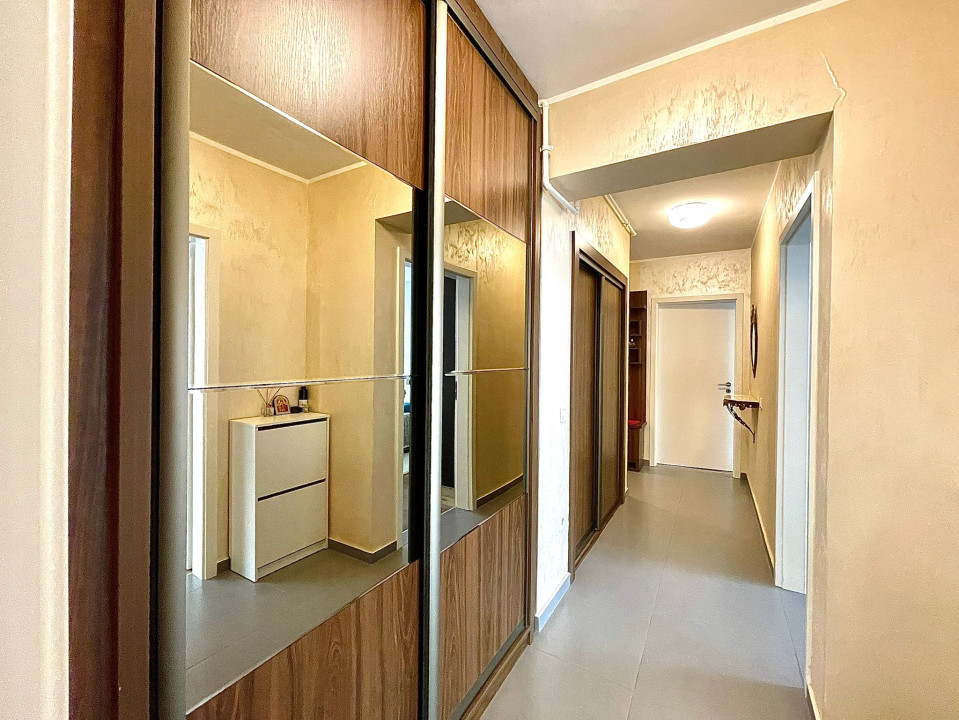  Apartament  de 3 camere de inchiriat Cosmopolit Mihai Viteazul