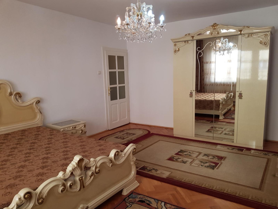 Apartament la casă - 2 camere - Ștrand- de închiriat 