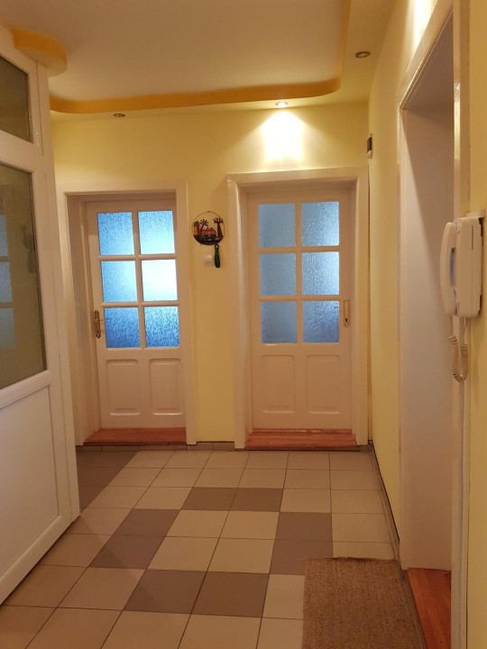 Apartament la casă - 2 camere - Ștrand