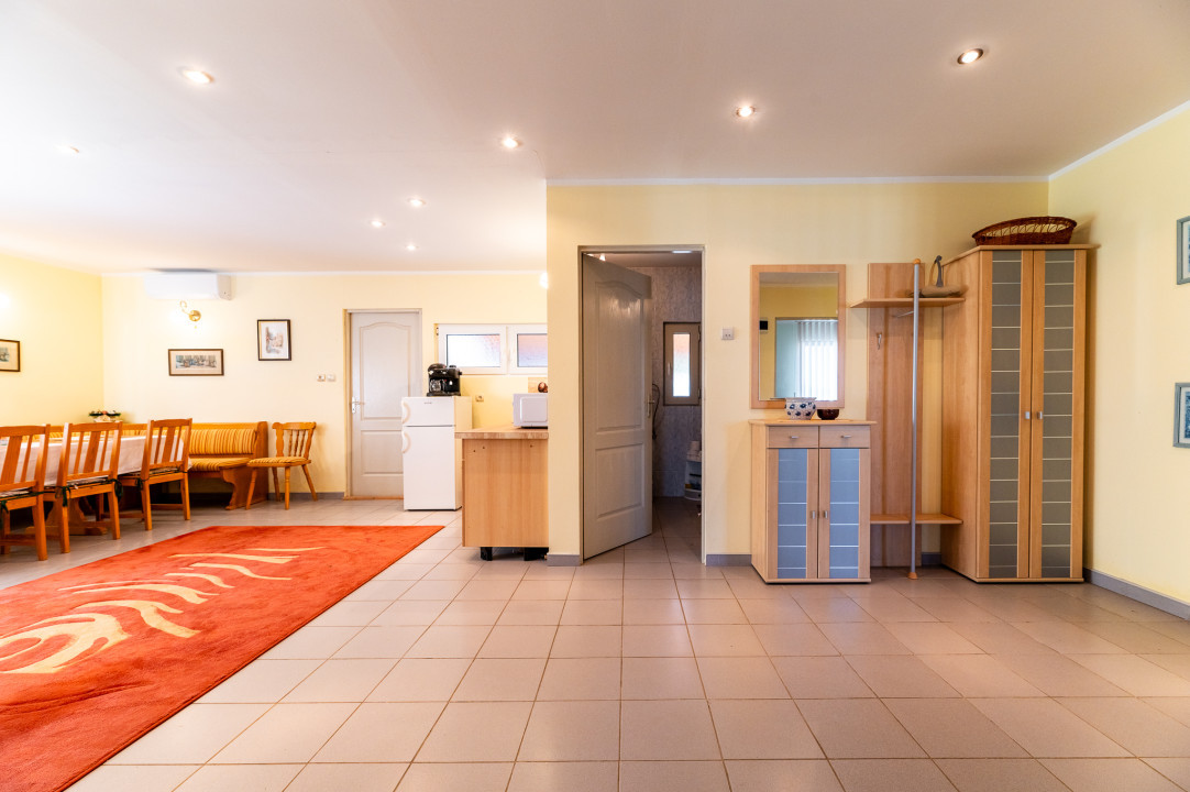 Cabană / casă de vacanță superba de vânzare în Tocile - 1200 MP teren