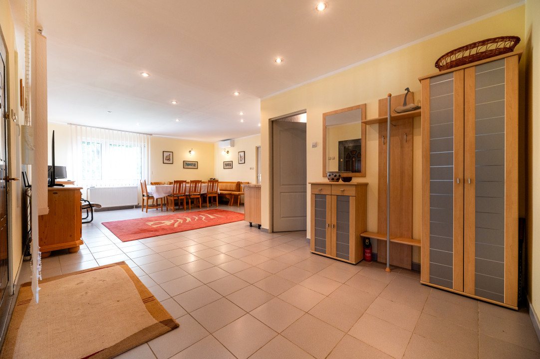 Cabană / casă de vacanță superba de vânzare în Tocile - 1200 MP teren