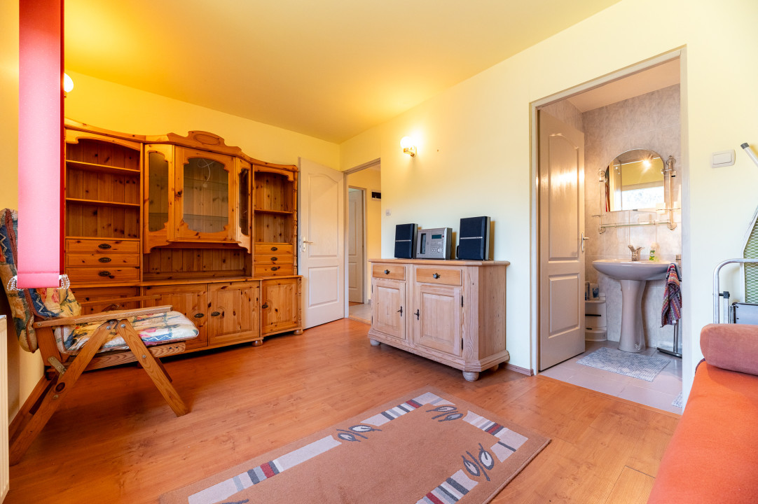 Cabană / casă de vacanță superba de vânzare în Tocile - 1200 MP teren