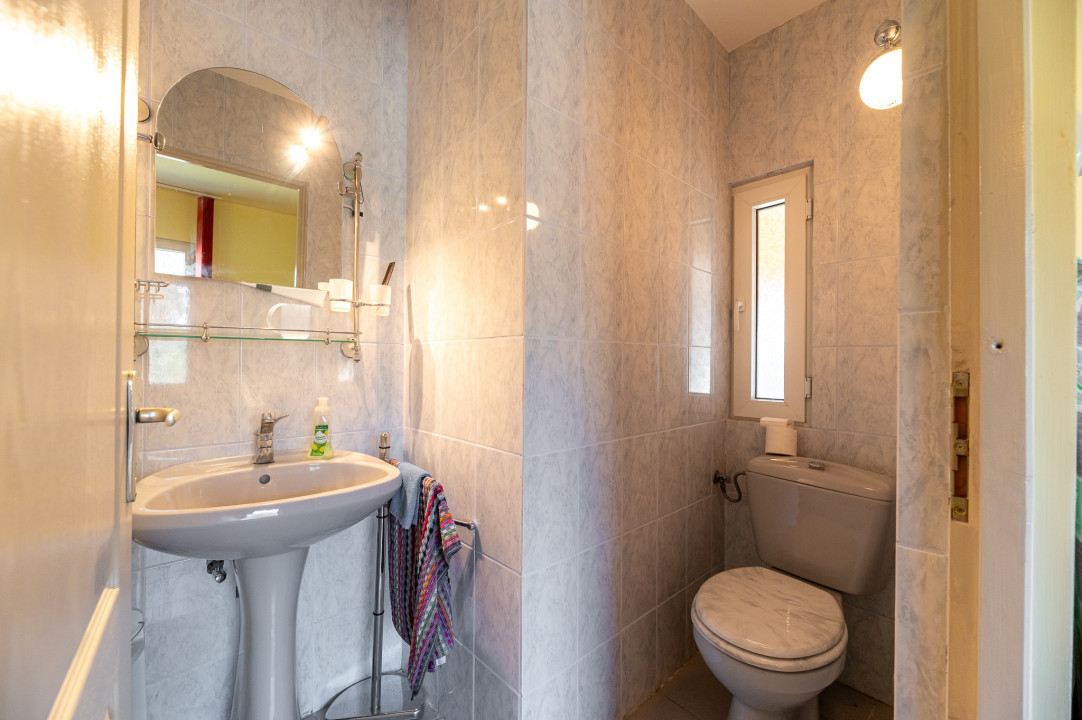 Cabană / casă de vacanță superba de vânzare în Tocile - 1200 MP teren