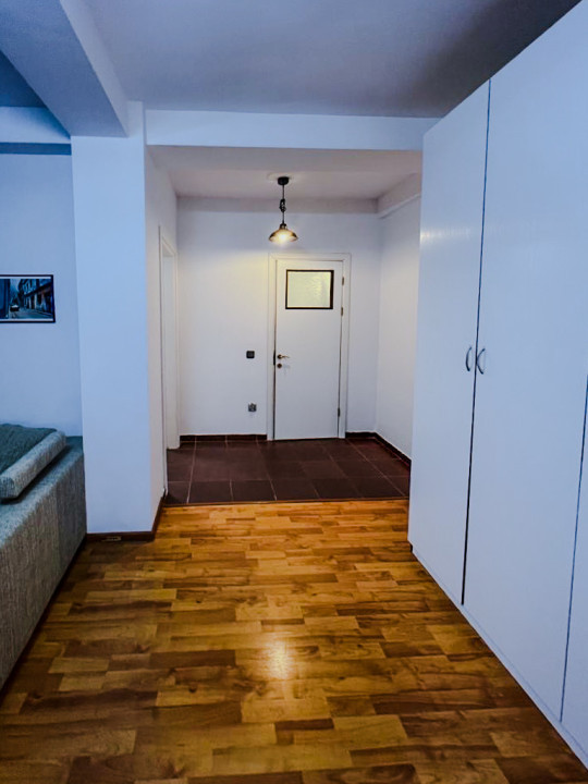 Apartament cu doua camere de 63 mp, situat pe  strada Henri Barbusse din Marasti