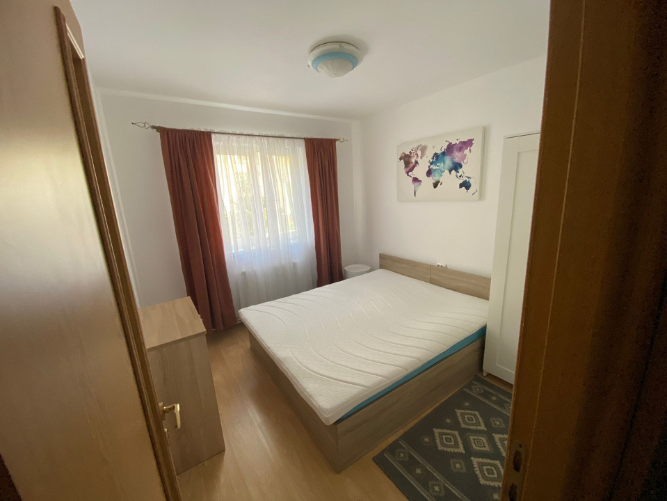 Apartament 2 camere de închiriat - V. Aaron