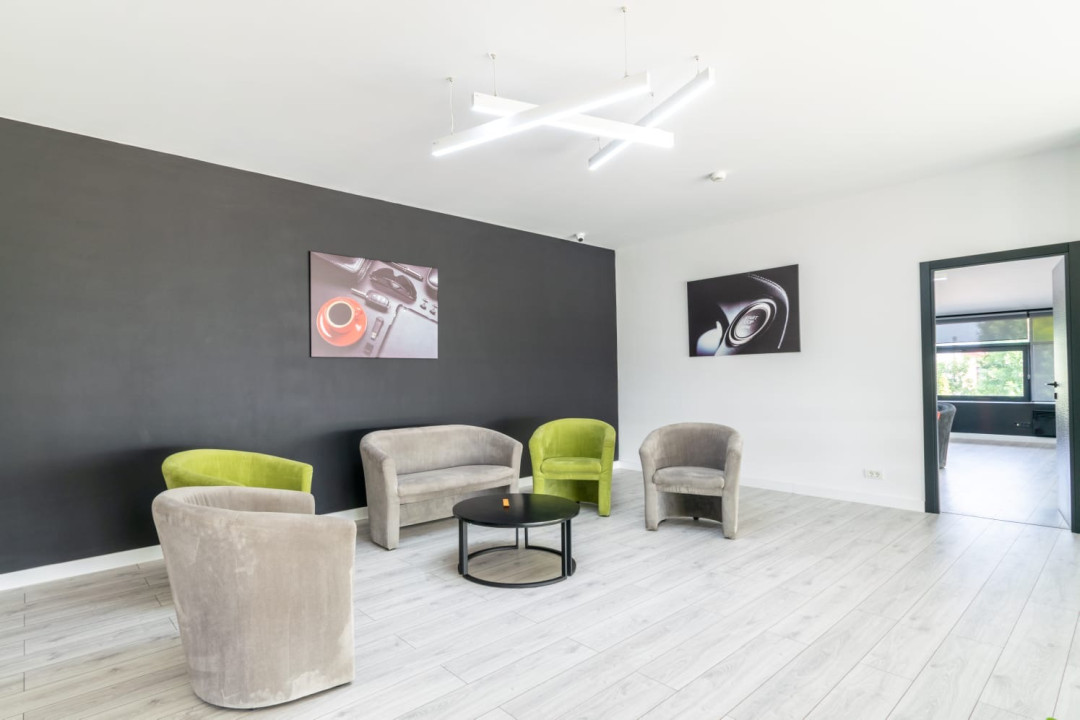 Showroom - Service auto cu structură metalică și dotări avansate 
