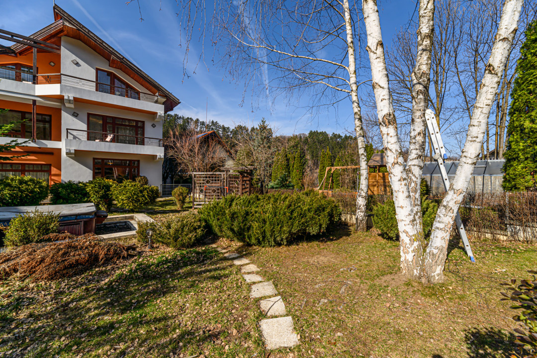 Imobil cu arhitectura deosebita, pozitie Centrala, Brasov