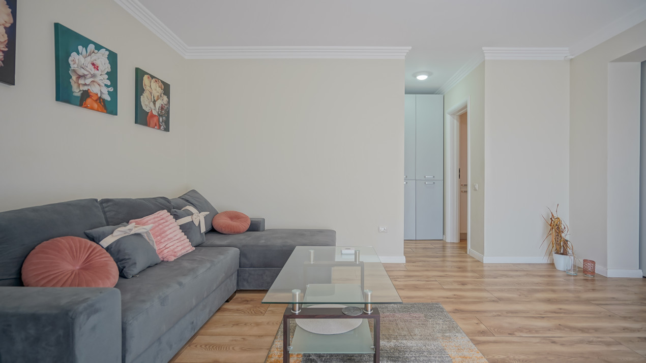 REZERVAT - Apartament cu 2 camere, modern și complet mobilat, în zona Tractorul