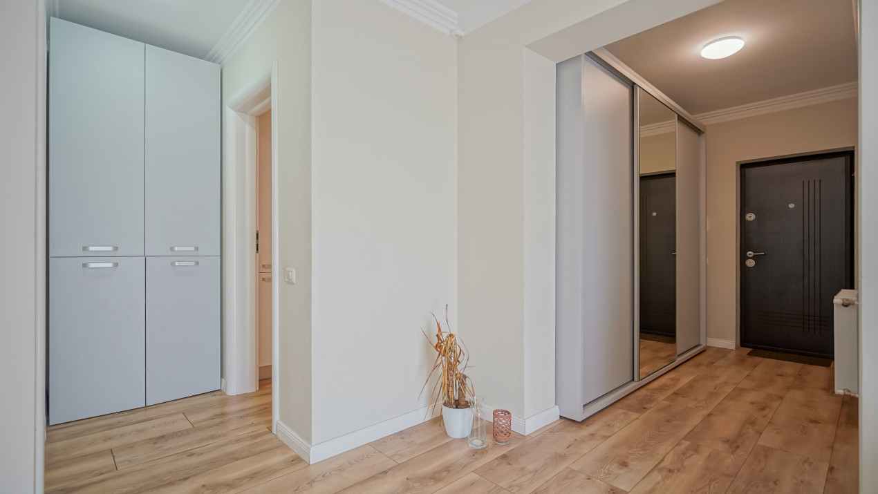 REZERVAT - Apartament cu 2 camere, modern și complet mobilat, în zona Tractorul