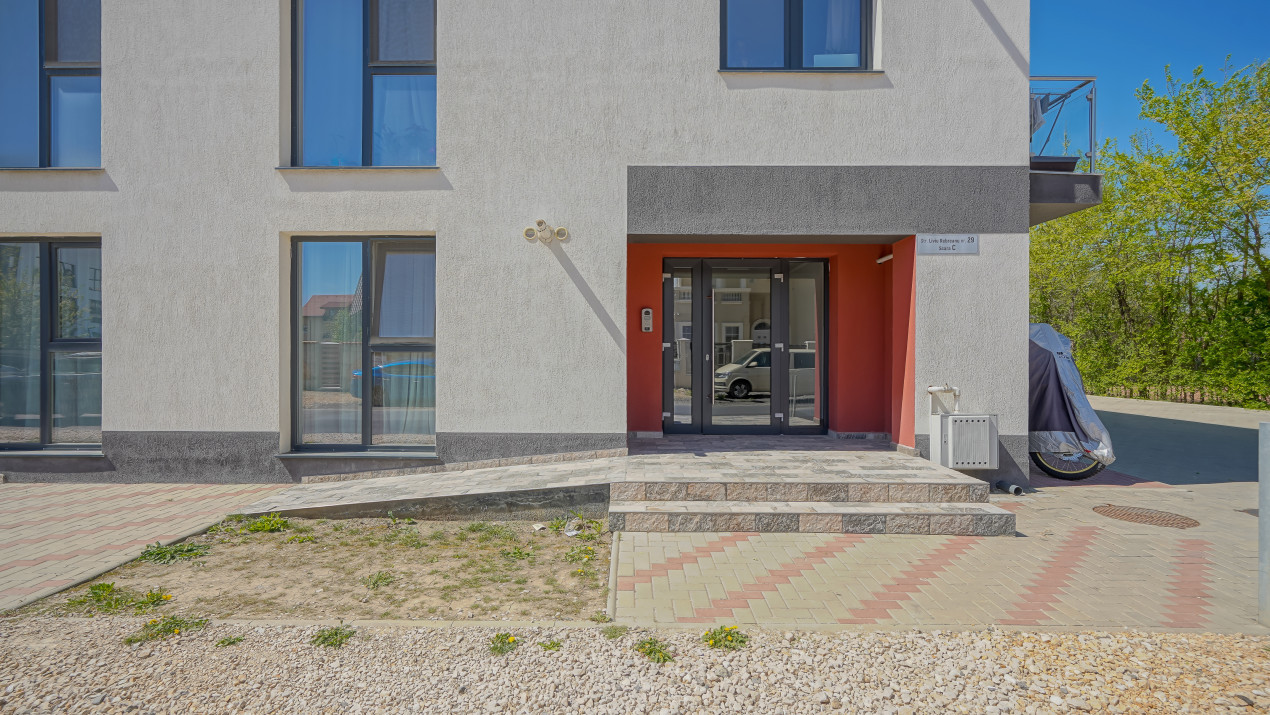 REZERVAT - Apartament cu 2 camere, modern și complet mobilat, în zona Tractorul
